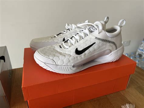 nike tennis shoes review